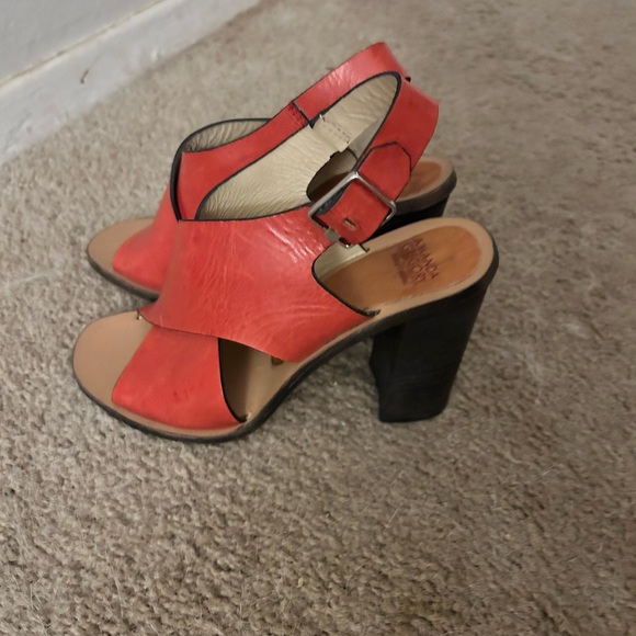 Gorgeous Amanda Gregory red sandals block heels size 5.5 - Picture 1 of 6